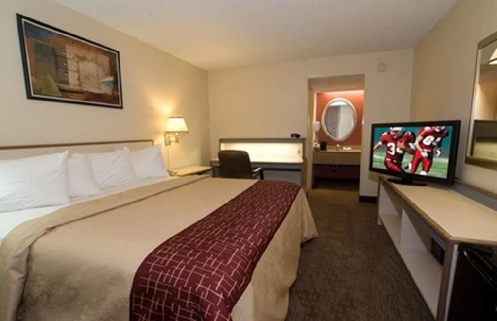 Red Roof Inn Danville, Pa Ngoại thất bức ảnh